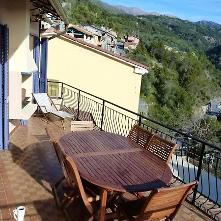 Holiday home Welcoming Family House In With Large Garden Olivetta