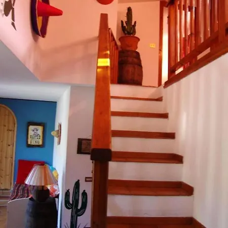 Welcoming Family House In With Large Garden Holiday home