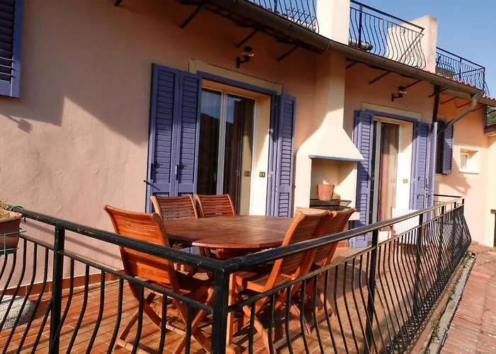 Ferienhaus Welcoming Family House In With Large Garden