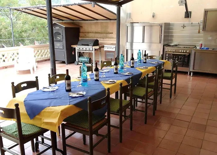 Welcoming Family House In With Large Garden * Olivetta